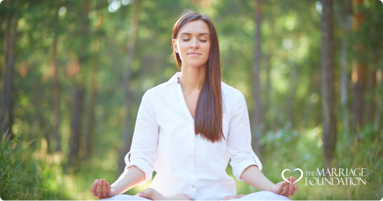 woman-meditating