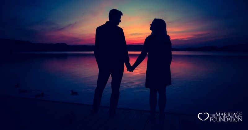 couples-holding-hands-in-the-sunset